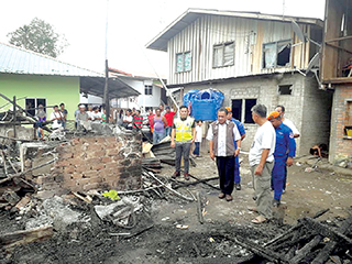 11 squatter houses in Keningau razed